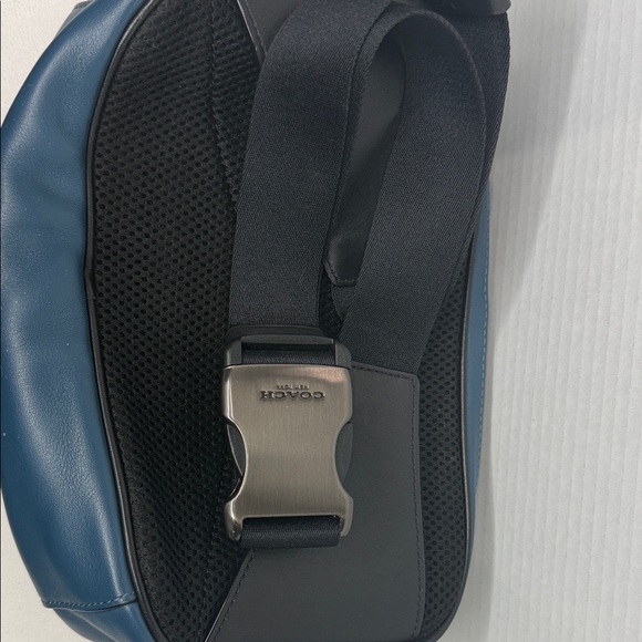 Coach Men's Leather Belt Bag in Blue and Black - Picture 3 of 4